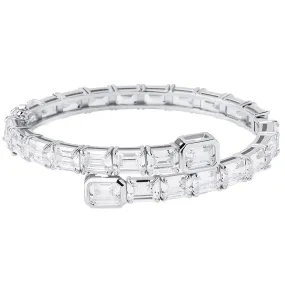 Baguette Bangle Bracelet in White Gold Baguette Bangle Bracelet in White Gold