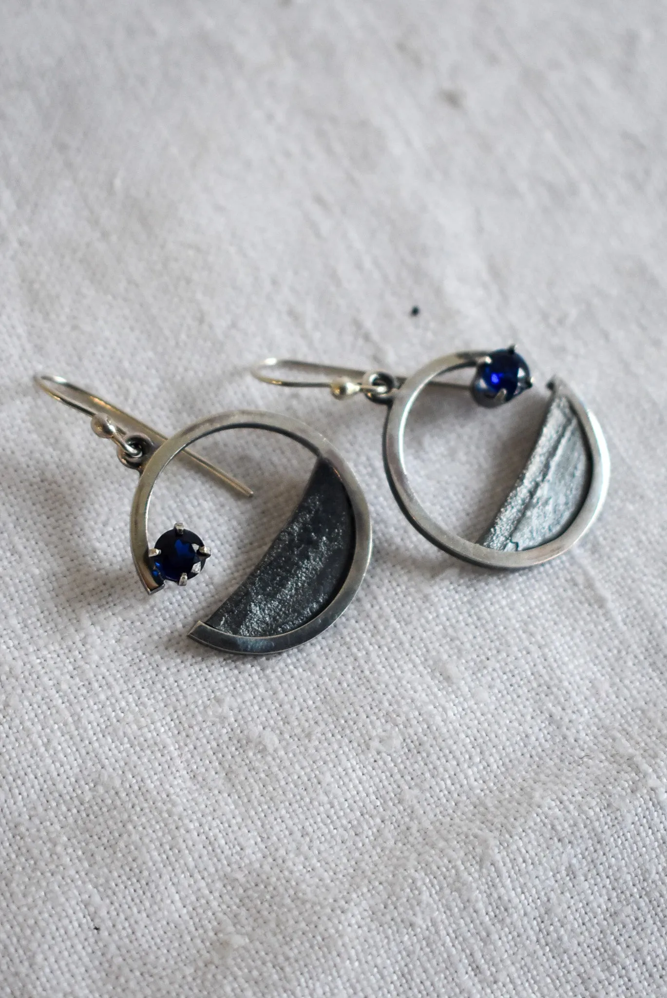 Bob Wyber silver   Sapphire earrings