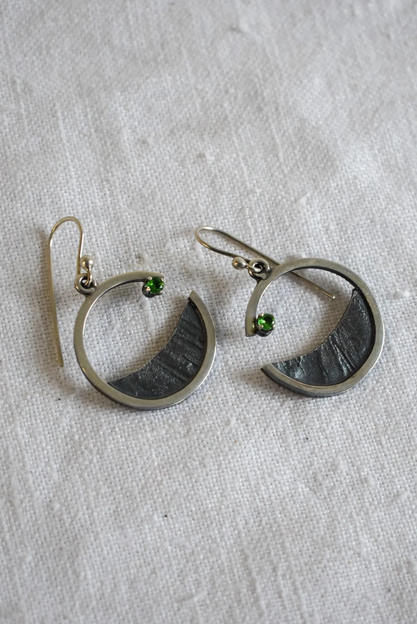 Bob Wyber silver   Tsavorite garnet earrings