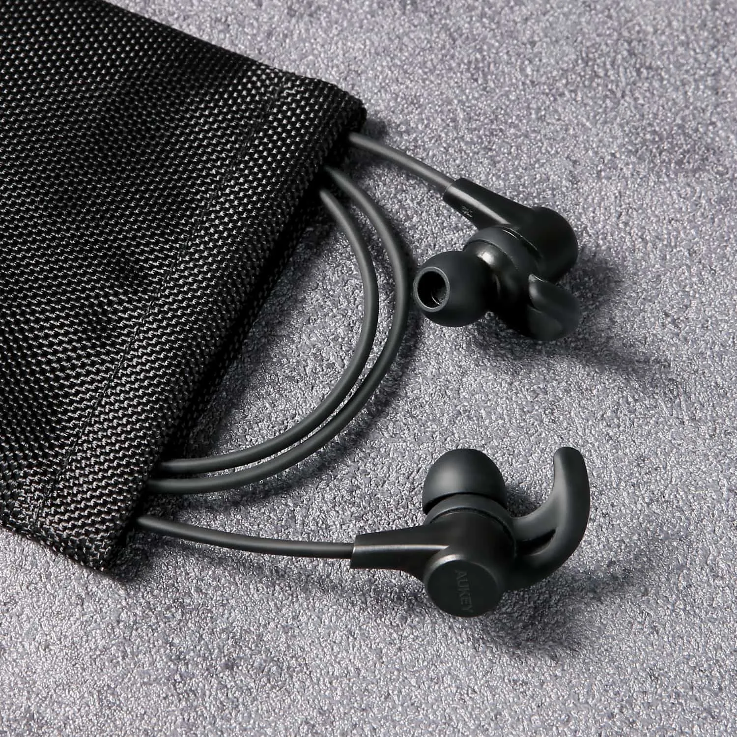 EP-B40S Latitude Wireless Bluetooth Earbuds with Sweat Resistance