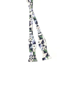 Green Derby Day Horses Self Tie Bow Tie