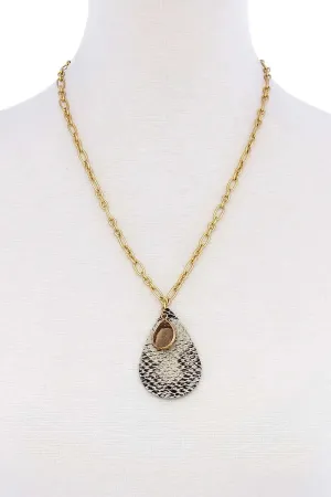 Stylish Tear Drop Shape Chain Necklace